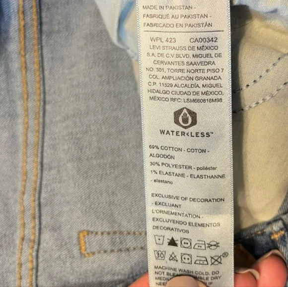 Levi's Bermuda Denim Shorts with Rolled Hem Plus Size 14 / 32" - Picture 5 of 8